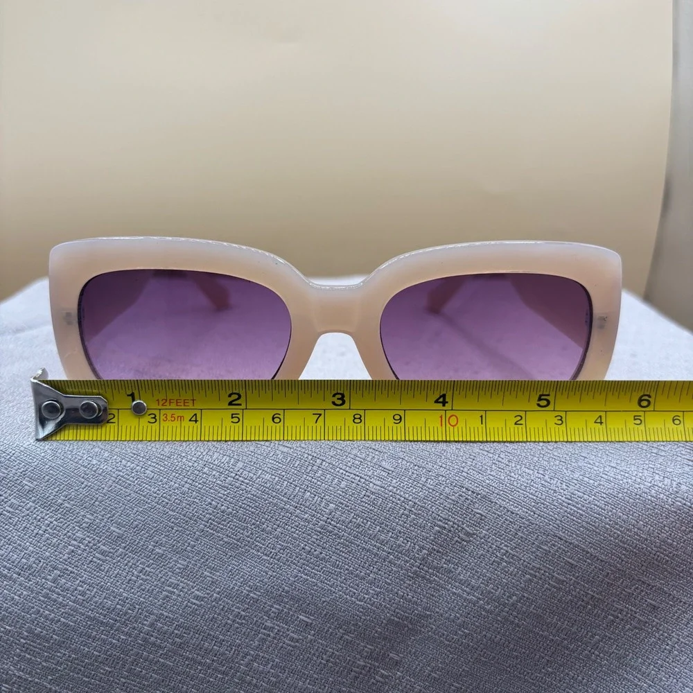 Anthropologie Sunglasses Women OS Cream Purple Excellent Retro 90s Y2K Chic